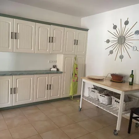 فيلة With Pool *