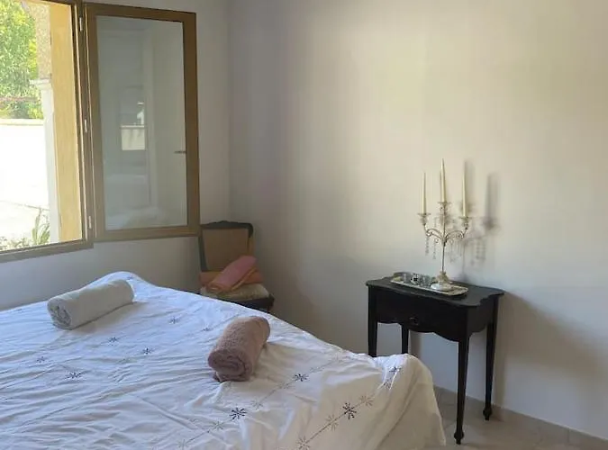 Villa With Pool Quillan